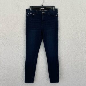 DKNY bleecker shaping skinny blue stretchy jeans size 28P/10P